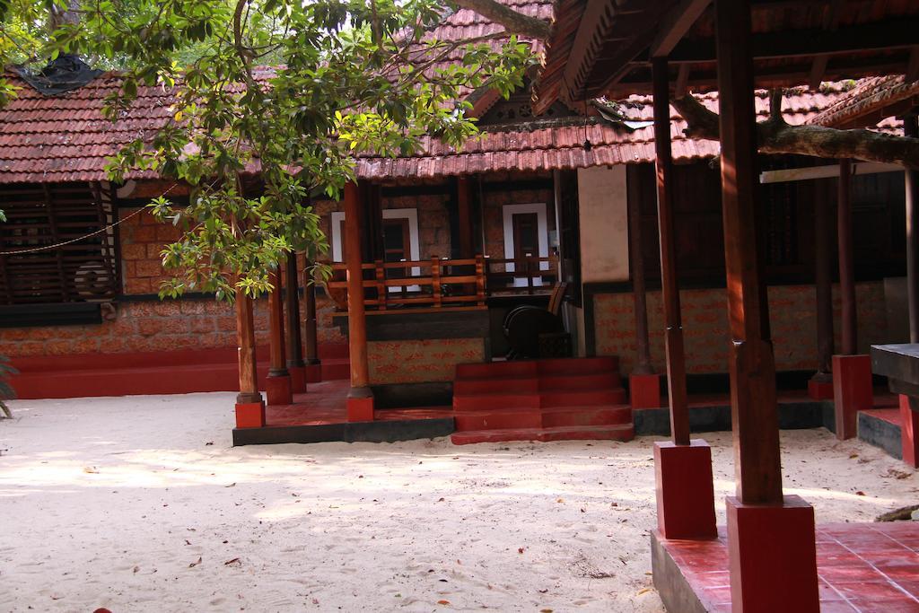 Arakkal Heritage 马拉利库兰 外观 照片